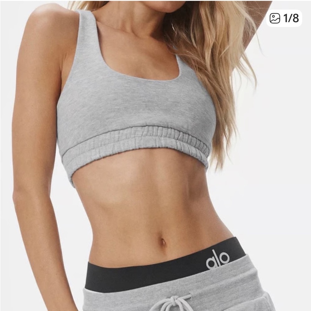 ALO Yoga  Scoop Neck Sweatshirt Bra. Athletic Heather Grey. Size S